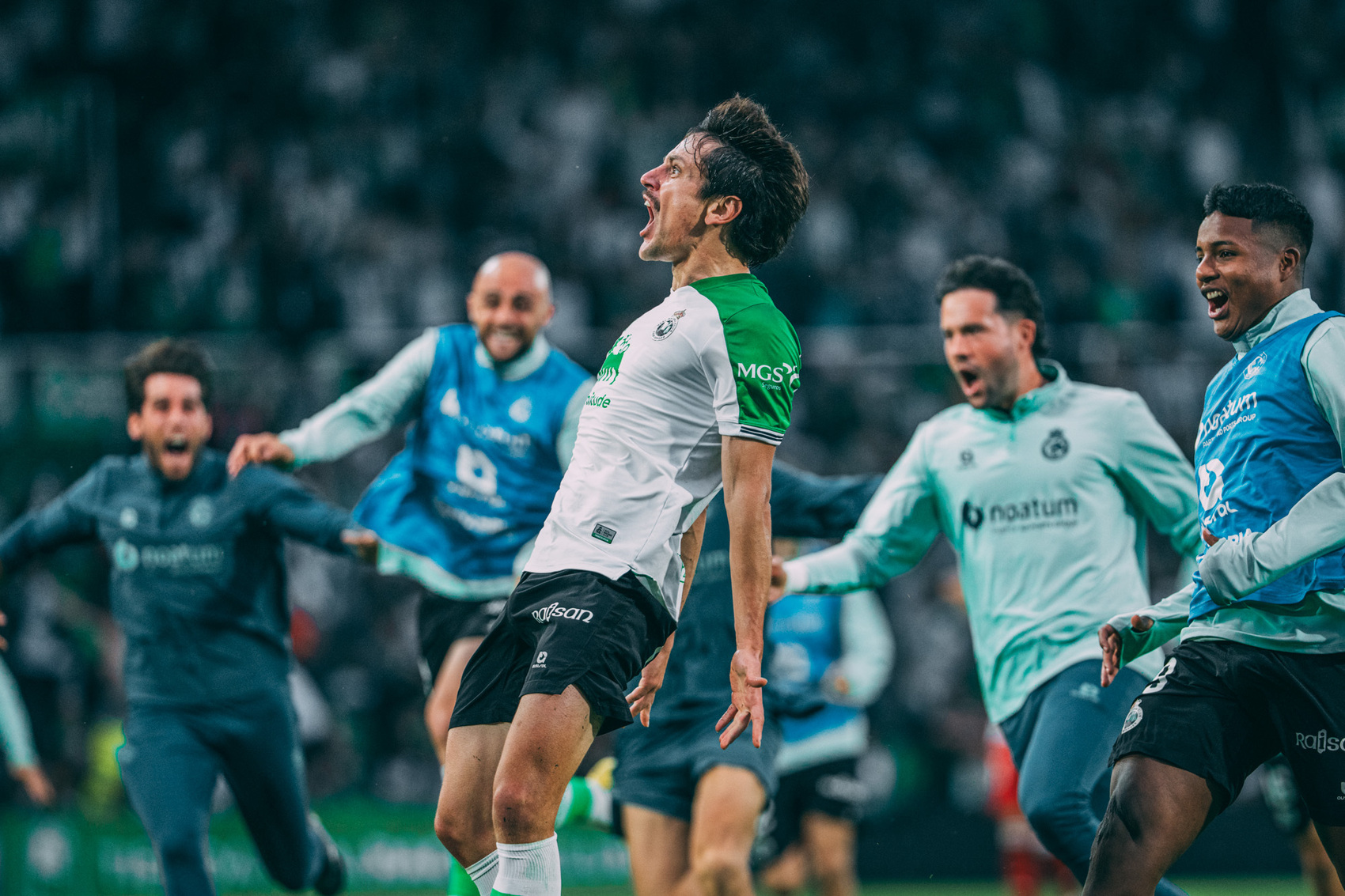 Marco Sangalli celebrando el gol de la victoria del Racing de Santander ante el Granada. Fuente: Real Racing Club.